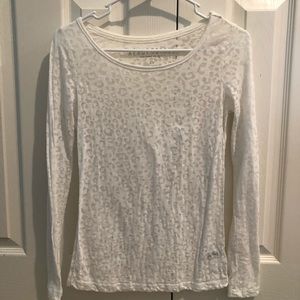 Super cute white long sleeve